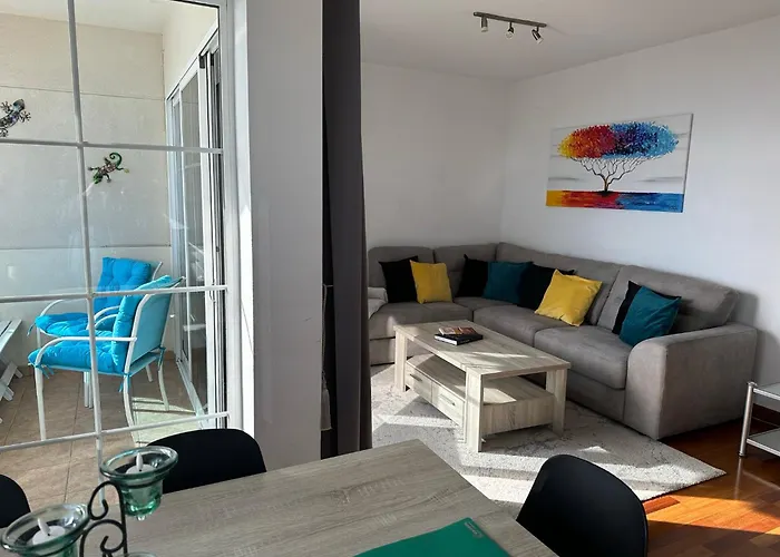 Seafront - Primera Linea شقة